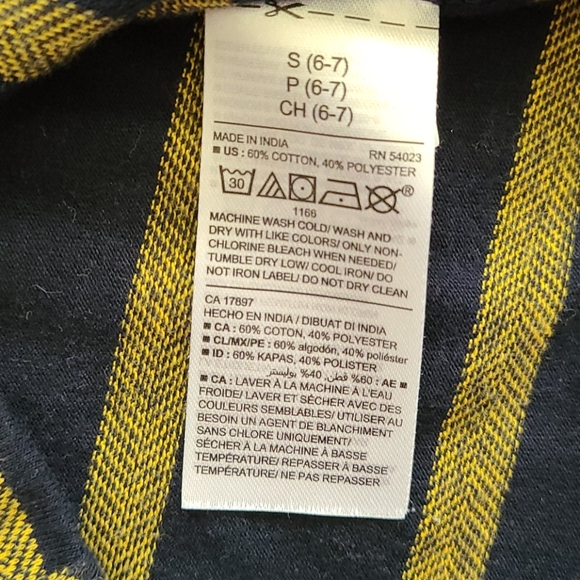 5/$20 Old Navy size S (6/7) Henley top - Picture 4 of 5